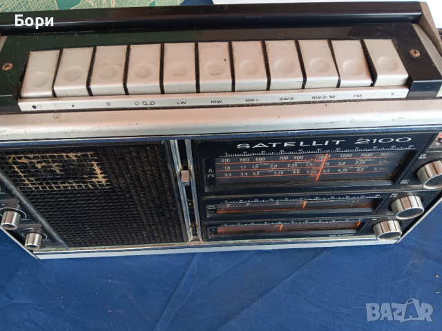 GRUNDIG SATELLIT 2100, снимка 8 - Радиокасетофони, транзистори - 44586323