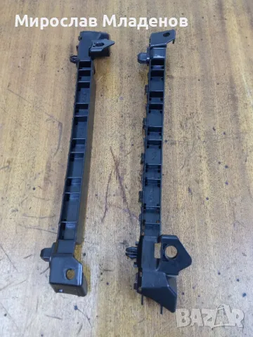 Скоби за предна броня Subaru, снимка 2 - Части - 50011661
