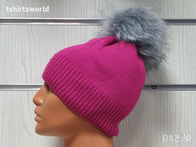 Нова зимна дамска шапка с камъчета с пух/помпон в цвят циклама, снимка 7 - Шапки - 48209580