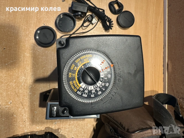 лентов фотоапарат "KONICA FT-1"+светкавици и чанта, снимка 11 - Фотоапарати - 53323124