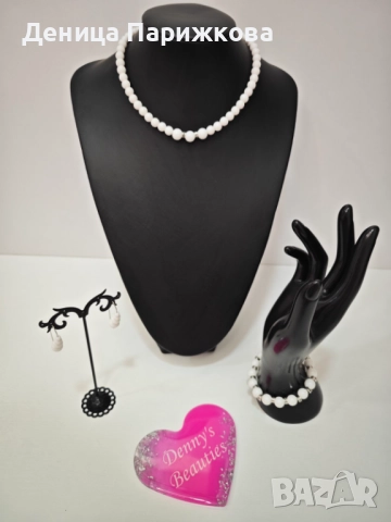 Ръчно изработен комплект бижута с бял ахат – гривна, колие и обеци , снимка 2 - Бижутерийни комплекти - 52774992