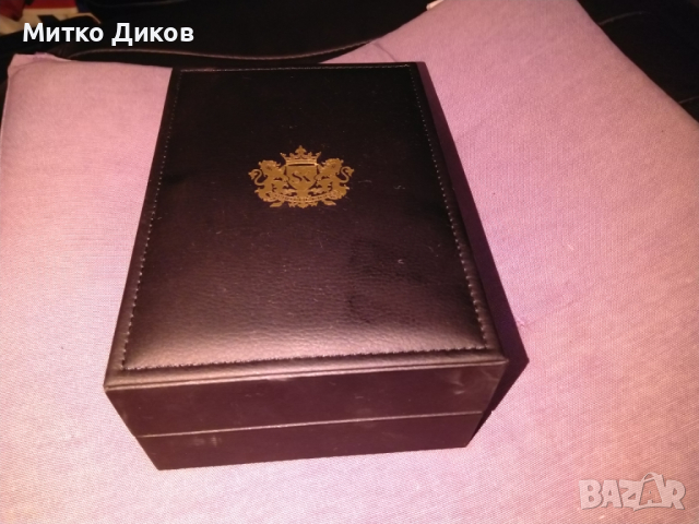 Spirit of Kings кутия от парфюм-може и за друго 22х15х8см