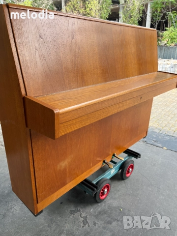 Немско акустично пиано RONISCH , снимка 2 - Пиана - 52813963