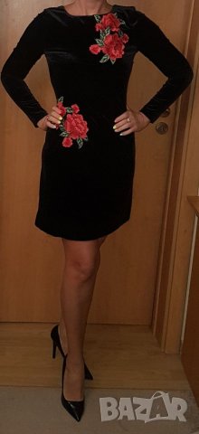 Рокля кадифе с бродерия роза Fervente , снимка 5 - Рокли - 26812806