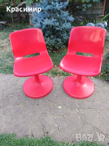 Винтидж въртящи се пластмасови столове. 60 лв. за бр. Има налични бройки, снимка 2 - Антикварни и старинни предмети - 51526353