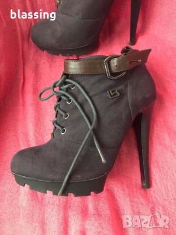 Боти Laura Biagiotti, снимка 5 - Дамски боти - 16606742