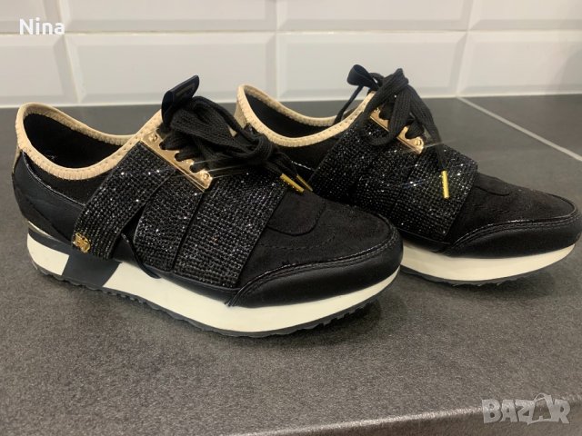 Спортни обувки River Island