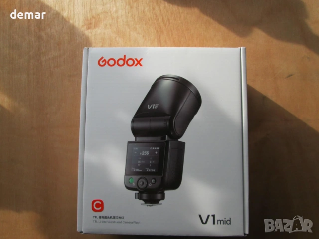Светкавица Godox V1 mid C TTL за Canon, мини светкавица с кръгла глава, снимка 10 - Светкавици, студийно осветление - 54105217