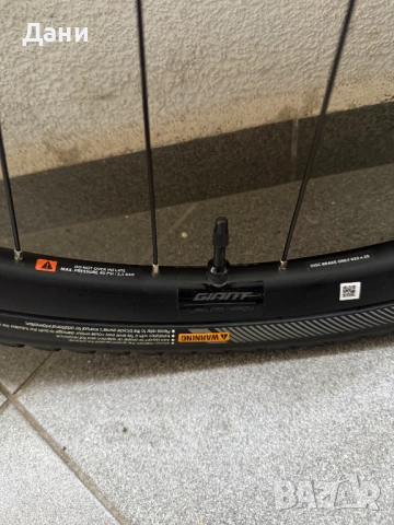 Комплект капли Giant с гуми и дискове, снимка 3 - Части за велосипеди - 54092349