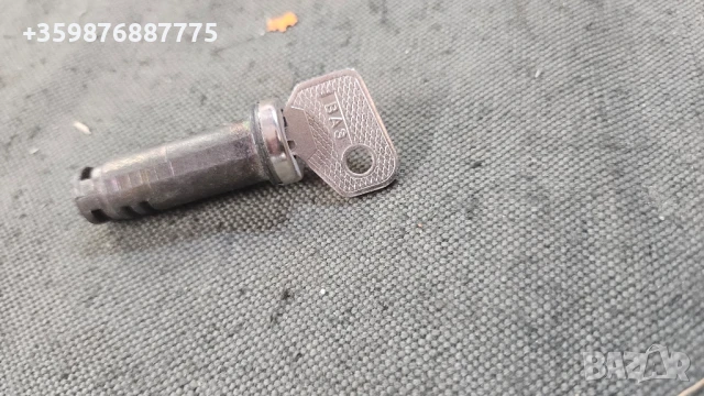 Патрон Ваз Жигули Жигула Лада Руски Руско соц руска ретро , снимка 2 - Части - 50609254