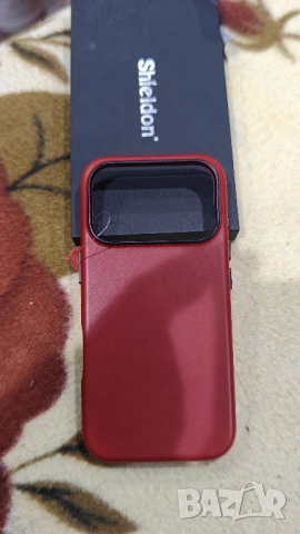 Кожен калъф Shieldon за iPhone 17 pro Max вишнево червен