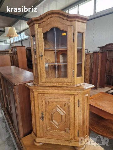 Ъглова Витрина за Окачване-внос от Германия!