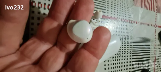samsung galaxy buds by akg, снимка 11 - Bluetooth слушалки - 47680159