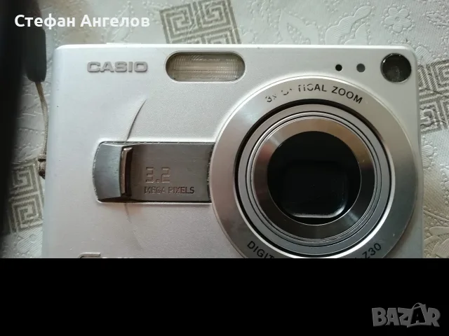 Продавам фотоапарат Casio Exlim EX-Z30