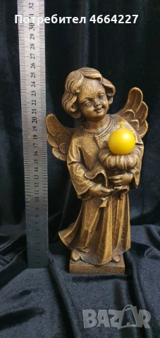 Дървена статуетка на ангел
