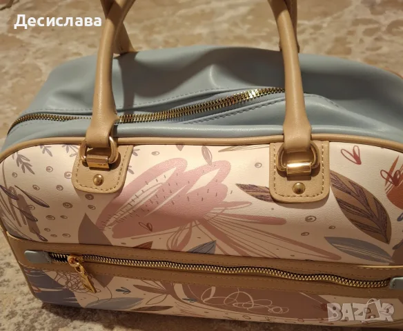 дамска ежедневна чанта , снимка 2 - Чанти - 55804451