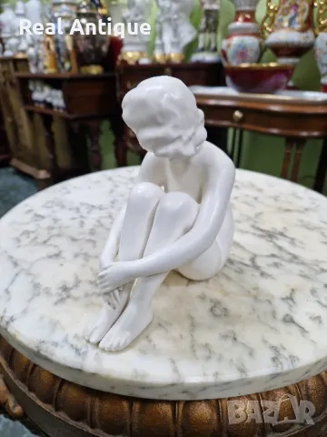 Уникална рядка антикварна колекционерска немска порцеланова фигура статуетка Hummel Goebel , снимка 7 - Антикварни и старинни предмети - 49870041