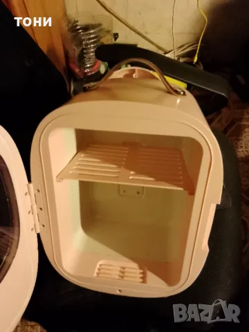 Малък хладилник за ремонт, снимка 1