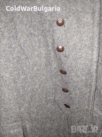 Българско вълнено палто от Студената война – Военен винтидж surplus, снимка 4 - Антикварни и старинни предмети - 52480426