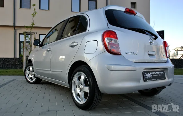 Nissan Micra 1.2i* РЕГИСТРИРАН* КЛИМАТРОНИК* АВТОПИЛОТ* ЕВРО 5, снимка 4 - Автомобили и джипове - 56047612