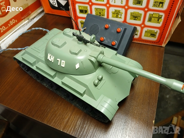 Стара руска пластмасова  играчка Танк., снимка 2 - Колекции - 51474915