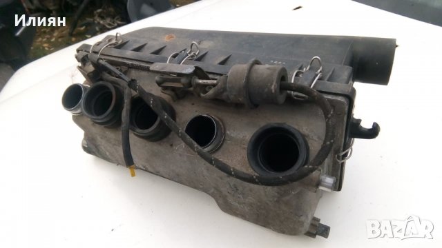 Кутия филтър за Мерцедес 124 250D , снимка 2 - Части - 31257708