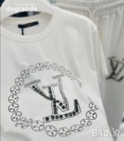 Дамски комплект Louis Vuitton , снимка 4 - Спортни екипи - 51304677