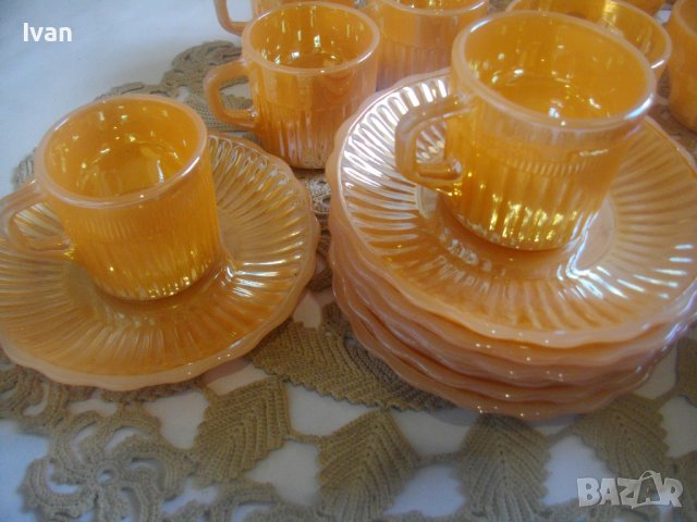 37 Части Нов Сервиз Кафе Чай Made in USA FIRE KING ANCHOR HOCKIN  Винтидж Цвят Праскова/Сьомга-1940г, снимка 6 - Сервизи - 39894665