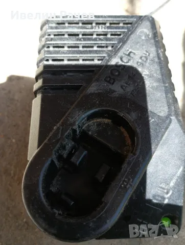 зарядно БОШ