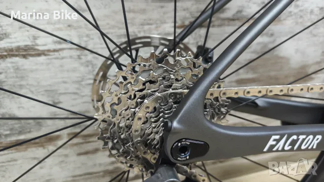 НОВ карбонов велосипед Factor LS Gravel CeramicSpeed SRAM Rival AXS Zipp 303S | 49, снимка 5 - Велосипеди - 56288166