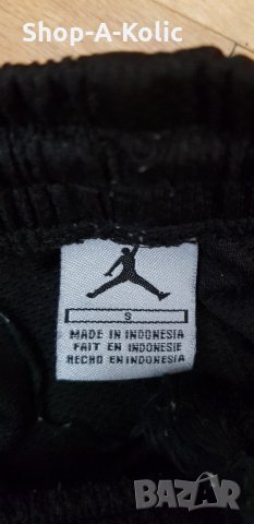 Оригинални Детски Баскетболни шорти Nike Air Jordan, снимка 2 - Детски къси панталони - 34066640