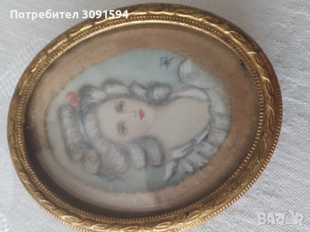 Антична викторианска ръчно рисувана миниатюра на френска притворна дама подписана , снимка 1 - Антикварни и старинни предмети - 44403181