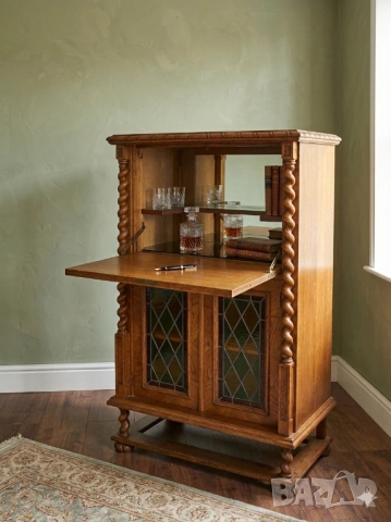 Бар-Шкаф (Секретар) от Масив с Витражи и Огледало