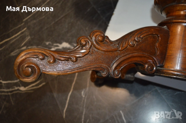 старинна маса с  дърворезба, снимка 4 - Маси - 49047411