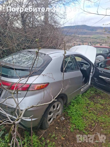 Хонда Сивик 2006 2.2 140 На Части, снимка 7 - Автомобили и джипове - 54014496