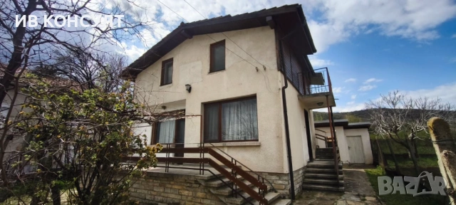 Отдава под наем етаж от къща в с. Богомилово / Стара Загора/