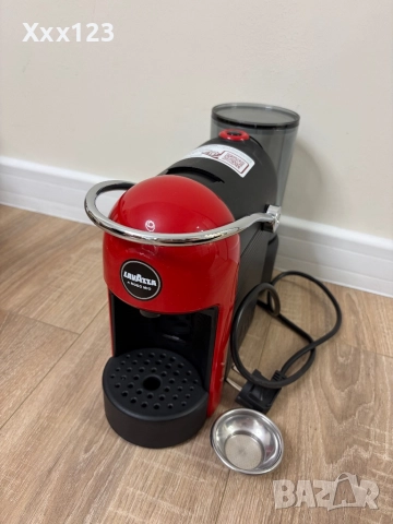 Кафе машина Lavazza Jolie Evo Red