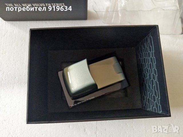 Продавам метално преспапие във формата на камион Volvo FH, снимка 8 - Декорация за дома - 31011882