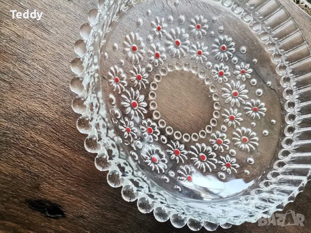 Винтидж прибори за хранене: поставка за бонбони, синя чиния-риба, купа Фабиола, 70-те г., снимка 14 - Антикварни и старинни предмети - 52303065