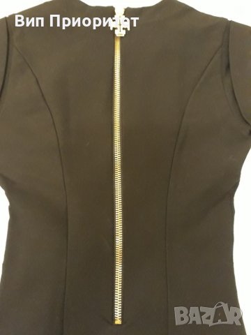 Много стегната скъпа материя маркова   елегантна рокля със златен обков-копчета , ципове, бижута към, снимка 12 - Рокли - 37434459