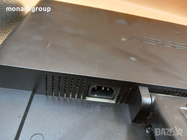 Монитор Asus VW198S, снимка 4 - Монитори - 44500649
