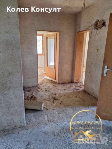 Продавам къща с. Татарево, снимка 8 - Къщи - 52538437