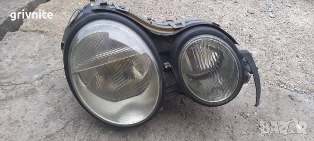 Десен фар Mercedes W210 E-Class, снимка 4 - Части - 38299350