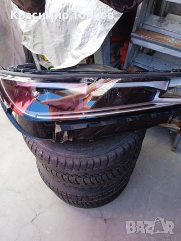 Фар десен за БМВ ИХ М60