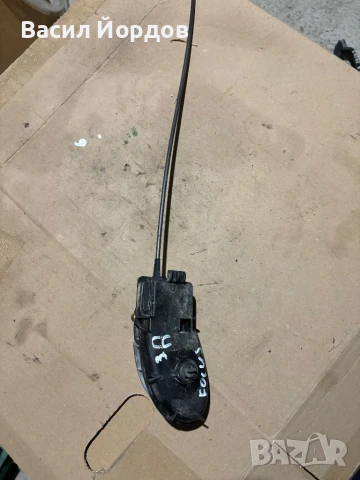 Задна Дясна вътрешна дръжка за форд фокус 1 . Ford Focus 1 . Хромирана дръжка / Вътрешна 