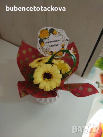 Кашпи-букети, снимка 2 - Изкуствени цветя - 42140380