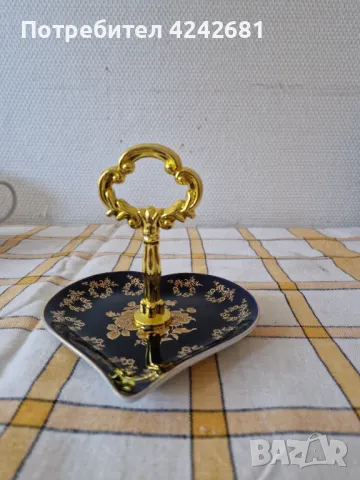 Чешка бонбониера с позлата