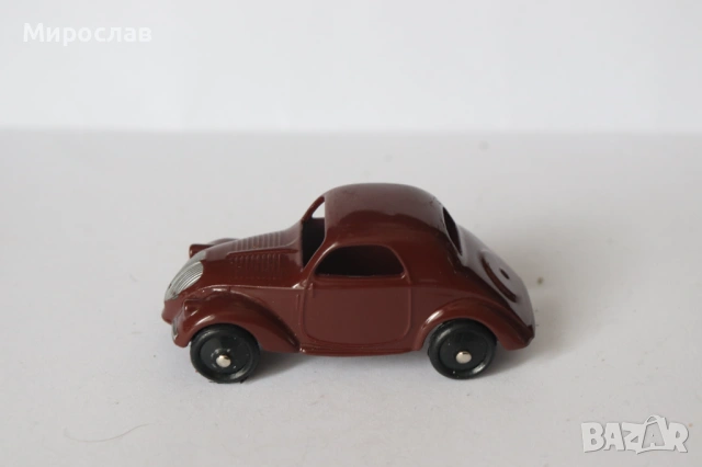 DINKY TOYS SIMCA 5 КАМИОН МОДЕЛ КОЛИЧКА, снимка 2 - Колекции - 53237293