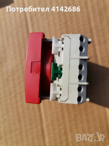 Контакт Schneider Altira ALB45224 червен, снимка 4 - Друга електроника - 53895579