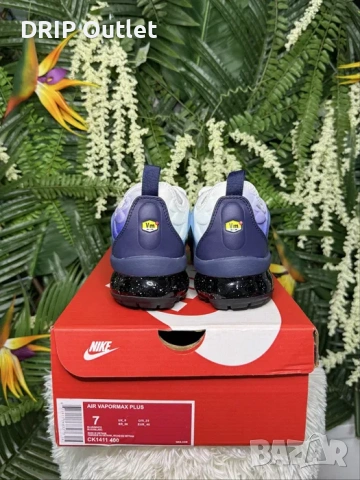!НОВИ! Nike Air Vapormax Plus 'VM' | Blizzard | + КУТИЯ, снимка 4 - Маратонки - 54168019